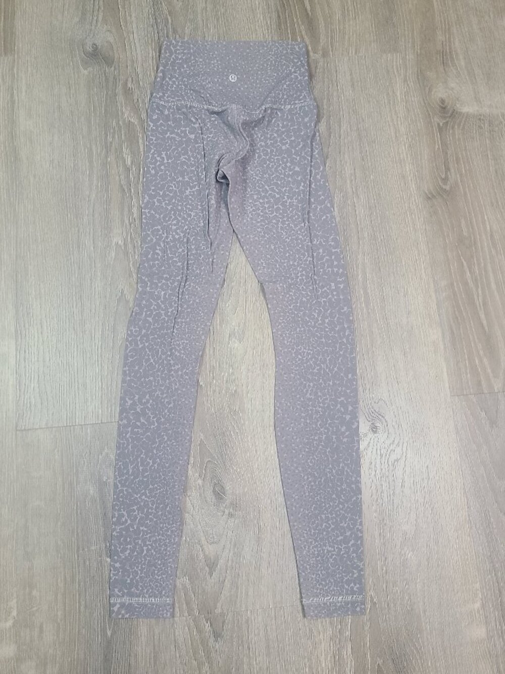 Lululemon City Camo Silver Drop Multi Align High Rise 28" Leggings - Size 2